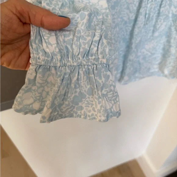 Melrose and Market Pastel Blue Floral Blouse NWT - Picture 4 of 8